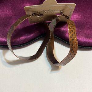 New princess lead free copper color earrings
